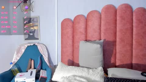 LARISSA  online show from February 2026 04:03:02 PM