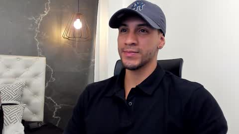 andrew online show from November 2025 02:16:01 PM