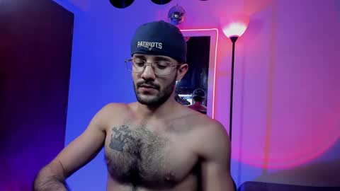 Snapshot of larry_stewart chatting on February 2025 11:26:02 PM larry_stewart online show from February 2025 11:26:02 PM