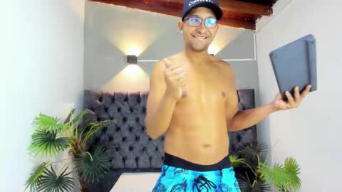 LARRY online show from January 2026 02:10:01 PM