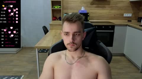 Snapshot of larstar01 chatting on January 2025 03:46:01 PM Lars online show from January 2025 03:46:01 PM