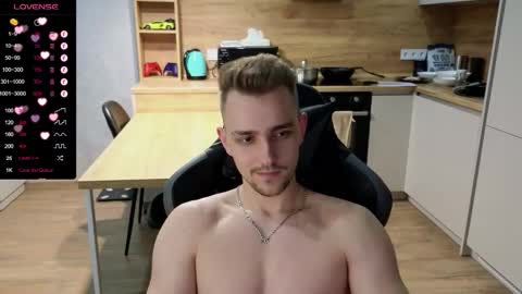 Snapshot of larstar01 chatting on February 2025 01:30:02 AM Lars online show from February 2025 01:30:02 AM