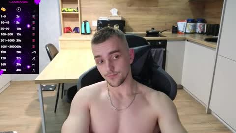 Snapshot of larstar01 chatting on March 2025 11:14:01 PM Lars online show from March 2025 11:14:01 PM