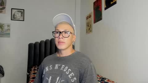 lass_nazar online show from October 2025 01:23:01 AM