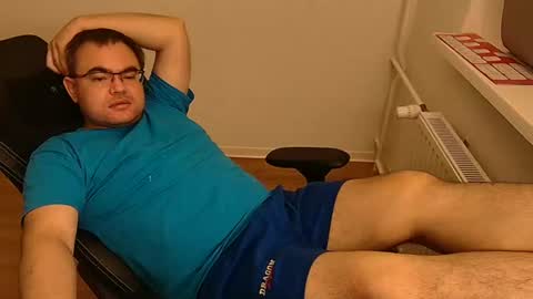 latexboy893 online show from June 2026 09:32:02 PM