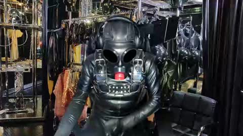 Snapshot of latexlover202 chatting on February 2025 12:09:01 AM latexlover202 online show from February 2025 12:09:01 AM