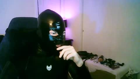 latexminheadroom online show from October 2025 11:57:02 PM