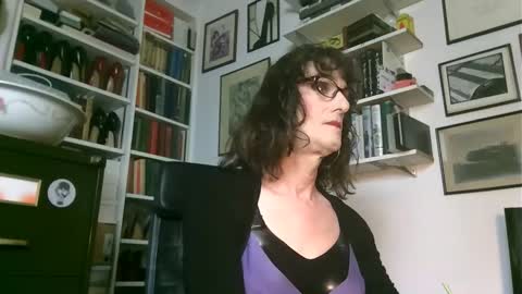 Snapshot of latextg chatting on January 2025 06:04:01 PM LatexTG online show from January 2025 06:04:01 PM