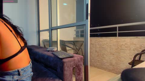 Snapshot of latin_couple77 chatting on December 2024 11:36:02 PM Sara y Andy online show from December 2024 11:36:02 PM