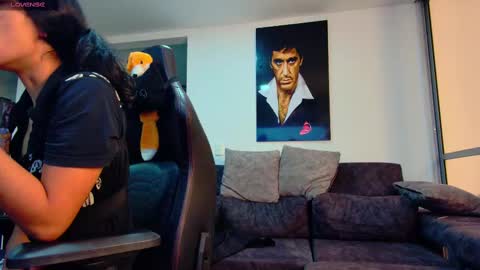 Snapshot of latin_couple77 chatting on March 2025 02:34:01 AM Sara y Andy online show from March 2025 02:34:01 AM