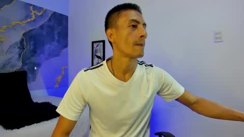 Snapshot of latin_crissex chatting on December 2025 12:21:02 PM crissex online show from December 2025 12:21:02 PM