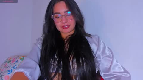 Snapshot of latin_gabby chatting on December 2025 08:39:02 PM Gabby online show from December 2025 08:39:02 PM