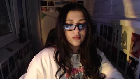 Snapshot of latina_mia chatting on January 2025 04:46:02 PM miiiiiiaaaa online show from January 2025 04:46:02 PM