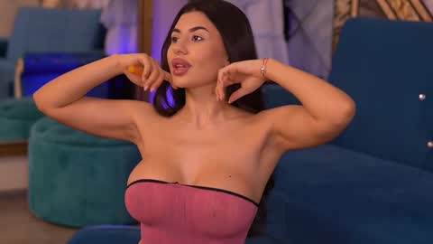 Snapshot of latinaloco chatting on March 2025 09:29:02 PM Latina online show from March 2025 09:29:02 PM