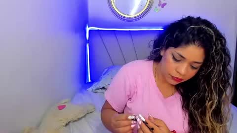 Snapshot of latinamav22 chatting on May 2026 08:03:02 PM latinamav22 online show from May 2026 08:03:02 PM