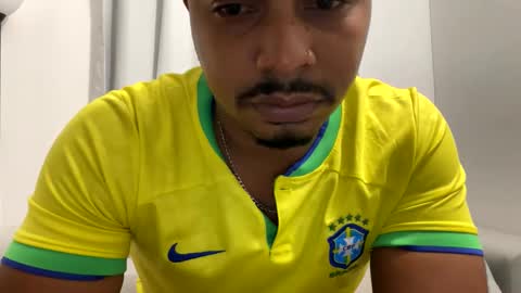 Snapshot of latinbbc_00 chatting on February 2025 03:23:01 AM latinbbc_00 online show from February 2025 03:23:01 AM