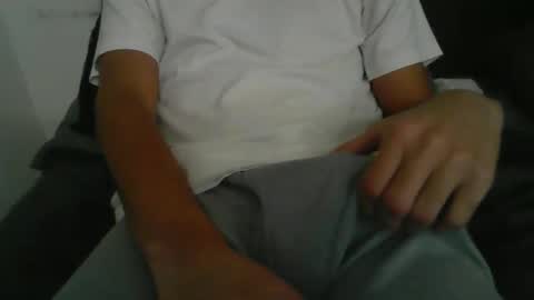 latinman7945 online show from December 2025 07:45:02 AM