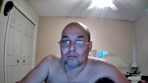 latinoinfla online show from November 2025 04:42:01 PM