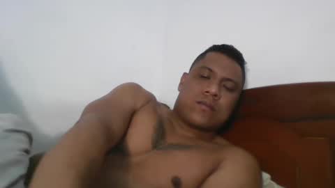 Snapshot of latinrayf chatting on December 2024 03:58:02 AM latinrayf online show from December 2024 03:58:02 AM