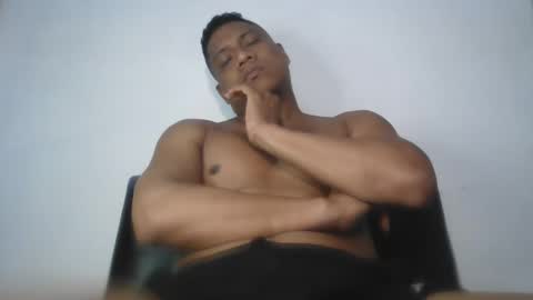 Snapshot of latinrayf chatting on October 2025 02:38:01 PM latinrayf online show from October 2025 02:38:01 PM
