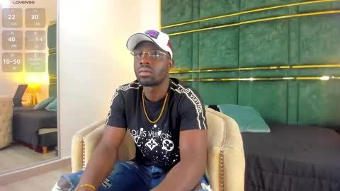 LEANDRO online show from January 2025 10:27:01 AM