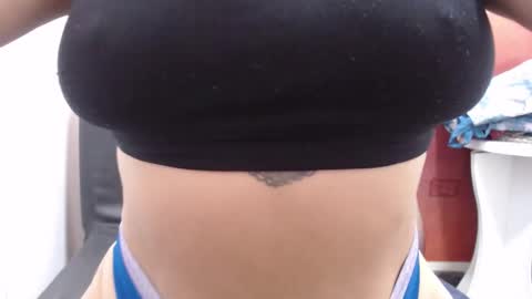 Snapshot of laura_hotyy chatting on October 2025 01:43:02 PM Laura online show from October 2025 01:43:02 PM