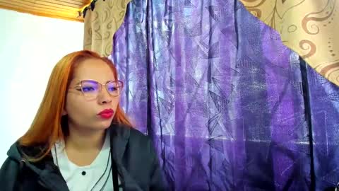 Snapshot of laura_marlyn chatting on January 2025 06:56:02 PM LARA online show from January 2025 06:56:02 PM