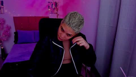 Laura Rose online show from September 2025 10:48:02 PM