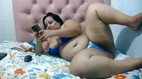 Snapshot of laura_sofia23 chatting on October 2025 07:10:02 PM laura_sofia23 online show from October 2025 07:10:02 PM