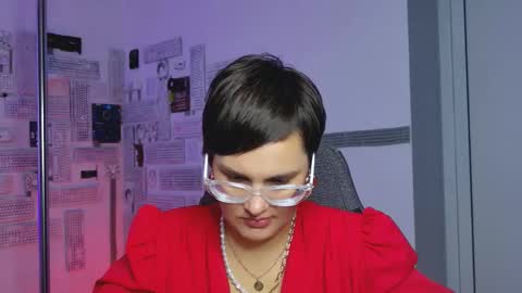 Snapshot of lauradavidsons chatting on September 2025 07:18:02 AM lauradavidsons online show from September 2025 07:18:02 AM