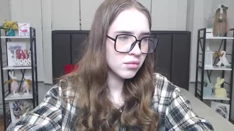 LauraHlot online show from November 2025 06:49:02 AM