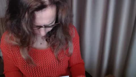 Lauraoven1 online show from November 2025 07:31:01 AM