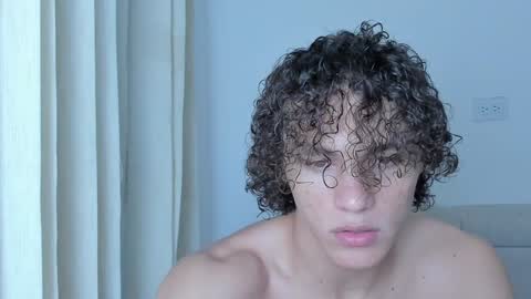 Laureent online show from February 2025 03:01:01 AM