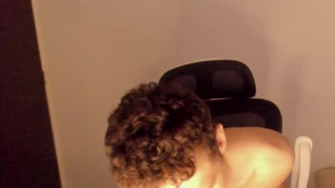 Snapshot of laureent__ chatting on February 2026 06:01:01 AM Laureent online show from February 2026 06:01:01 AM