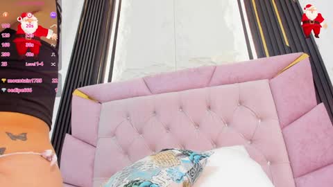 Laurem online show from December 2024 07:21:02 PM