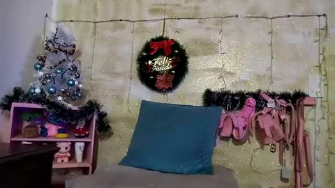 Snapshot of lauren_hills7069 chatting on January 2025 06:42:01 AM Lauren online show from January 2025 06:42:01 AM