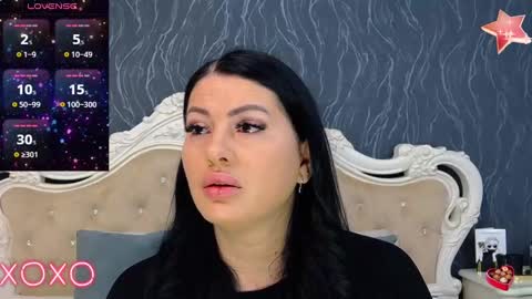 Snapshot of laurenjenssen chatting on February 2025 07:49:02 AM Laura online show from February 2025 07:49:02 AM