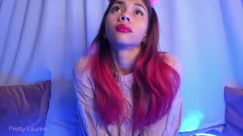 Snapshot of laurenn__1 chatting on October 2025 04:03:02 AM Lauren online show from October 2025 04:03:02 AM