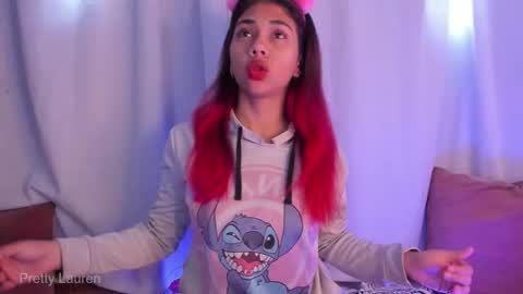 Snapshot of laurenn__1 chatting on November 2025 03:34:01 PM Lauren online show from November 2025 03:34:01 PM