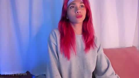 Snapshot of laurenn__1 chatting on February 2026 03:54:01 AM Lauren online show from February 2026 03:54:01 AM