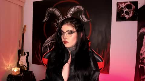  LAUREN INDEPENDENT MODEL HELP ME REACH 100 LIKES PLS  online show from May 2026 02:07:02 AM