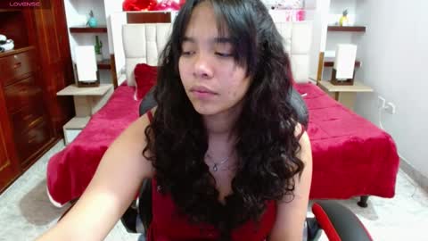 Snapshot of laurent1_ chatting on February 2025 03:31:02 AM laurent online show from February 2025 03:31:02 AM
