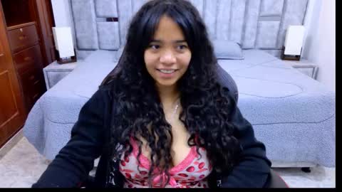 laurent online show from February 2026 03:22:02 AM