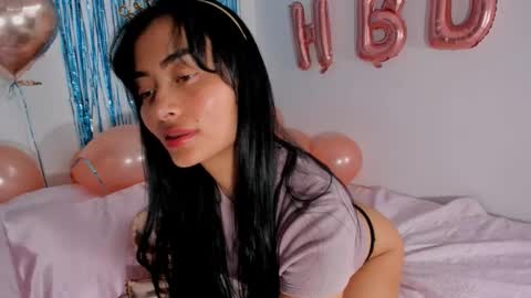 Lucie  online show from December 2025 07:09:01 PM