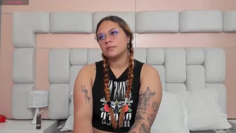 Laurent online show from February 2026 12:47:02 PM