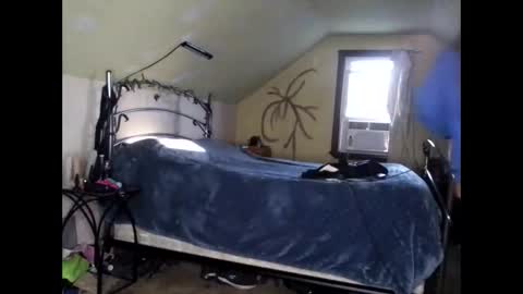 Snapshot of laureybabe44 chatting on December 2024 08:37:01 PM Lauren online show from December 2024 08:37:01 PM