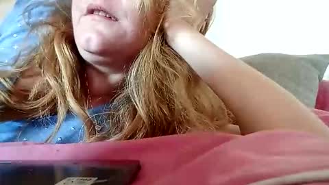 Snapshot of lauriehotxxx chatting on October 2025 03:25:02 PM lauriehotxxx online show from October 2025 03:25:02 PM