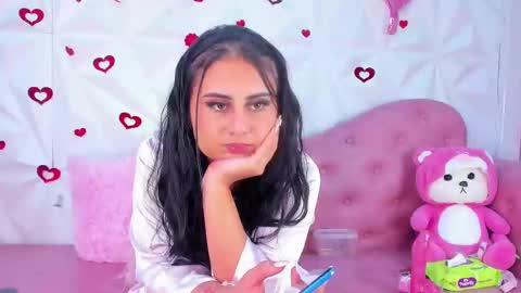 Snapshot of laurynjeffers chatting on March 2025 05:33:01 PM  LaurynJeffers  online show from March 2025 05:33:01 PM