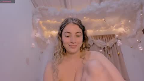 Lauu G online show from December 2024 06:44:02 AM