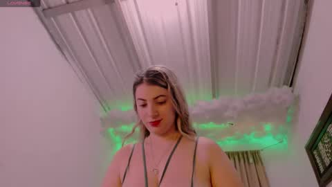 Lauu G online show from January 2025 03:40:02 AM